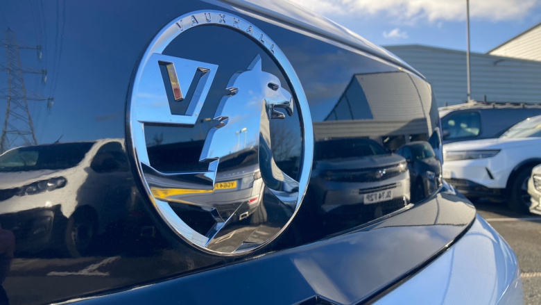 Vauxhall Vivaro L2 Diesel 2.0 Turbo D 145 Prime H1 Double Cab